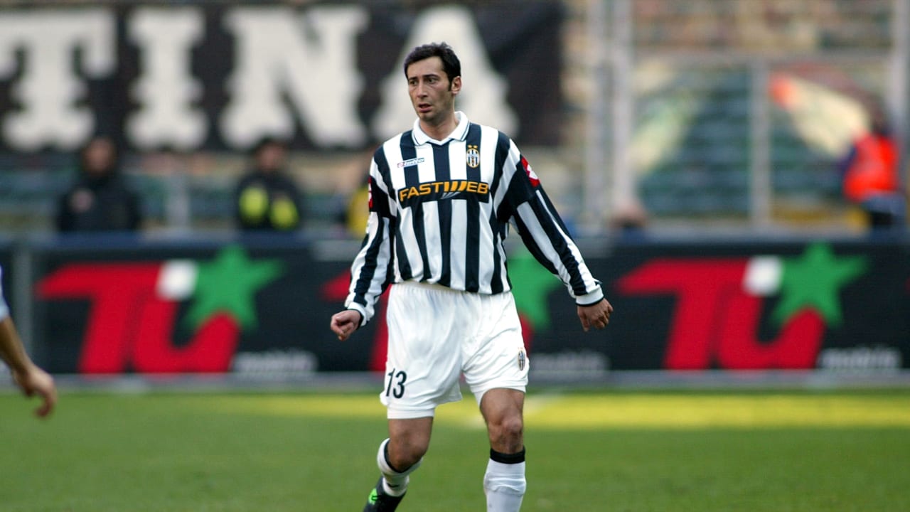 Truyện Đen Trắng | Iuliano vs Bologna - Juventus