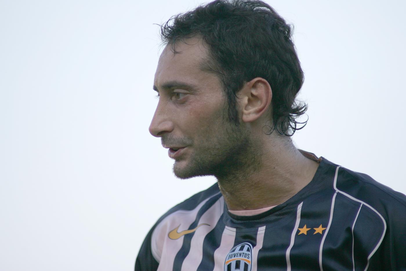 Mark Iuliano foi da Serie C à Juventus, mas teve trajetória maculada pelo uso de cocaína - Calciopédia